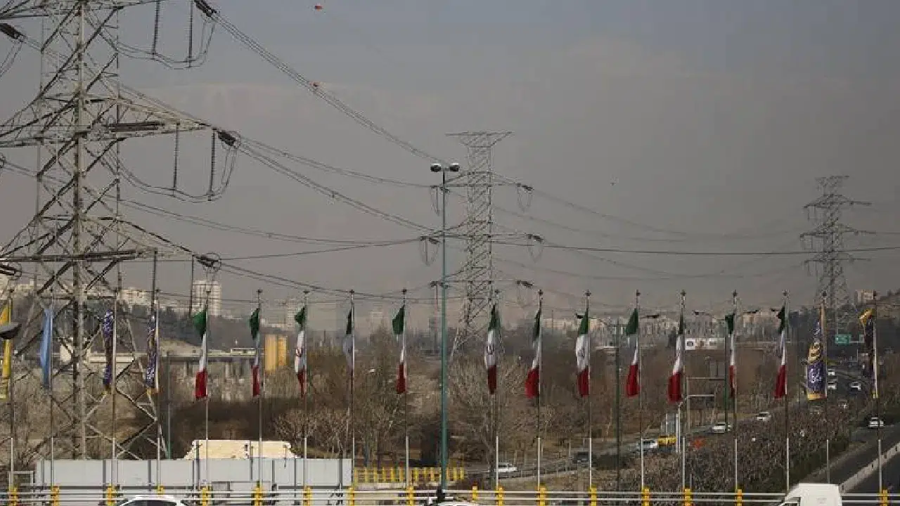 Tahran’da enerji tasarrufu krizi: 110 kamu kurumunun elektriği kesildi