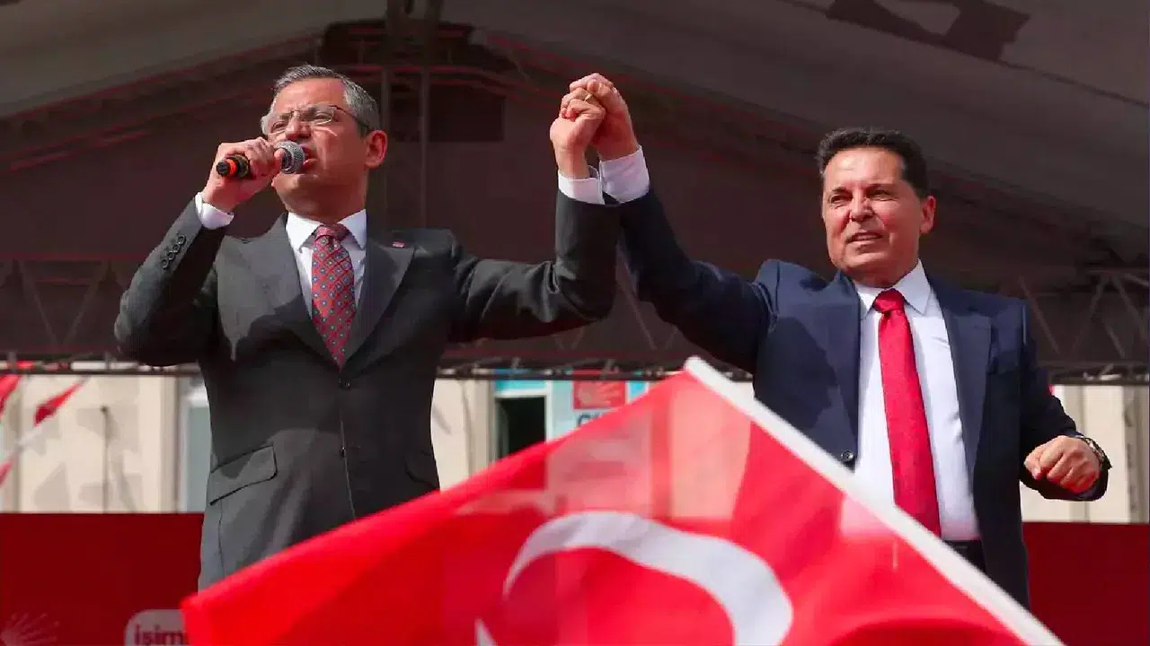 Özgür Özel, 300 gündür tutuklu olan Ahmet Özer için çağrı yaptı: "Yeri cezaevi değil, görevine dönmeli"