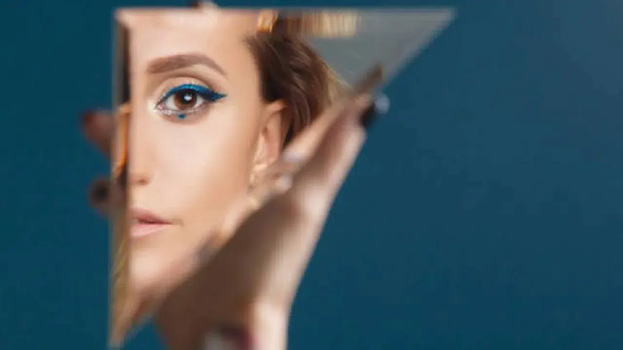 Araştırma: Ünlülere hayranlık narsisizm eğilimini artırıyor