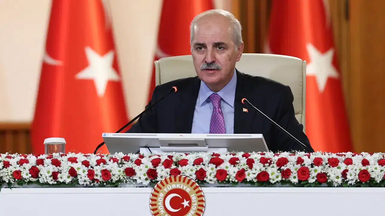 TBMM önünde “beyaz toros” yandı: Kurtulmuş’tan açıklama