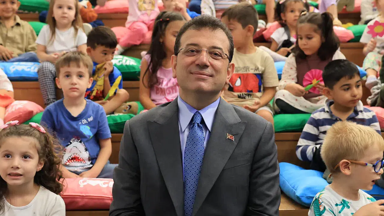 Ekrem İmamoğlu kendisini çok mutlu eden haberi paylaştı: 16 yeni kreş daha açıyoruz