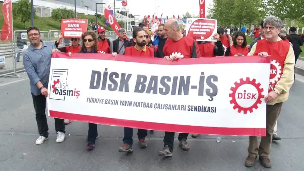 DİSK Basın-İş'te yönetim krizi: Dört yönetici istifa etti