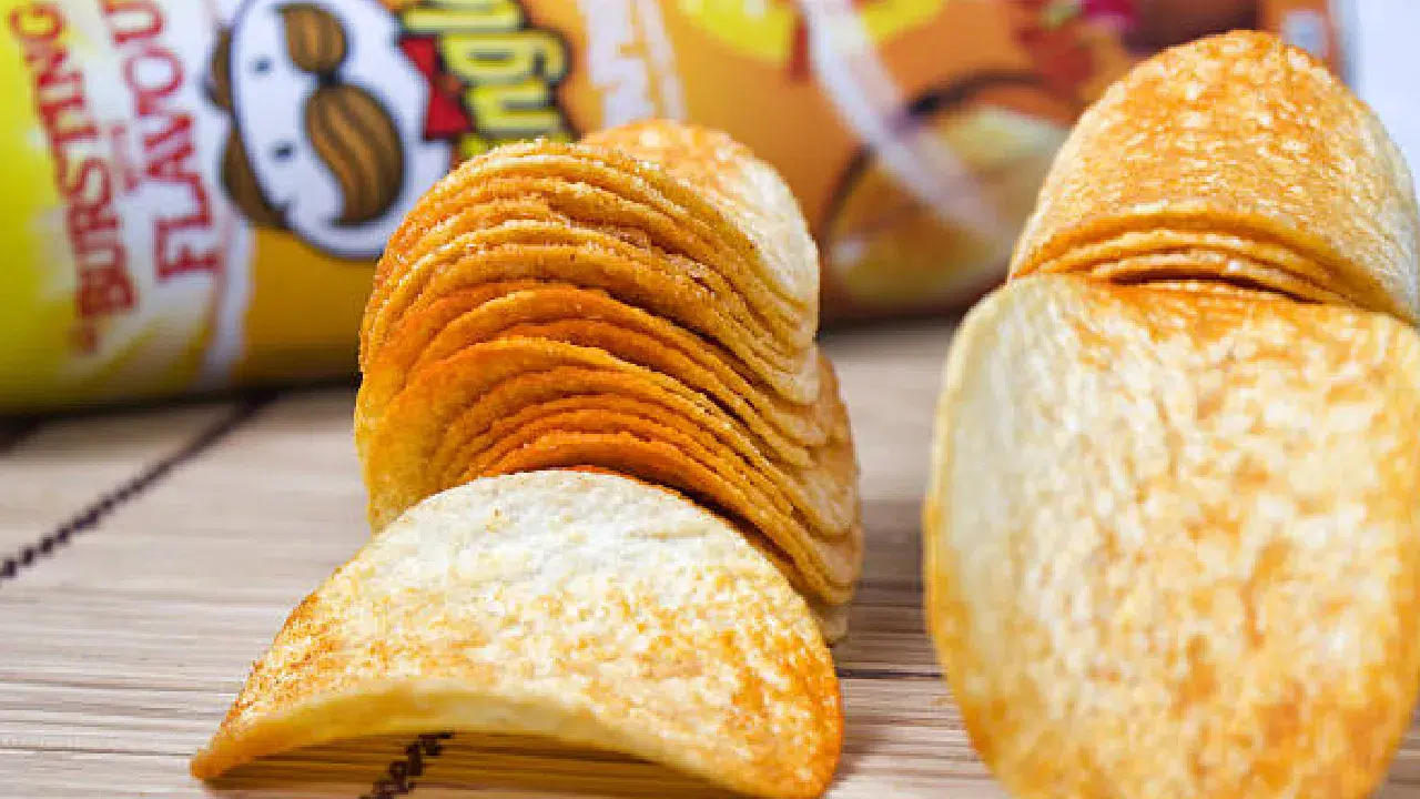 Pringles yeniden Türkiye’de: 330 liralık fiyatı gündem oldu