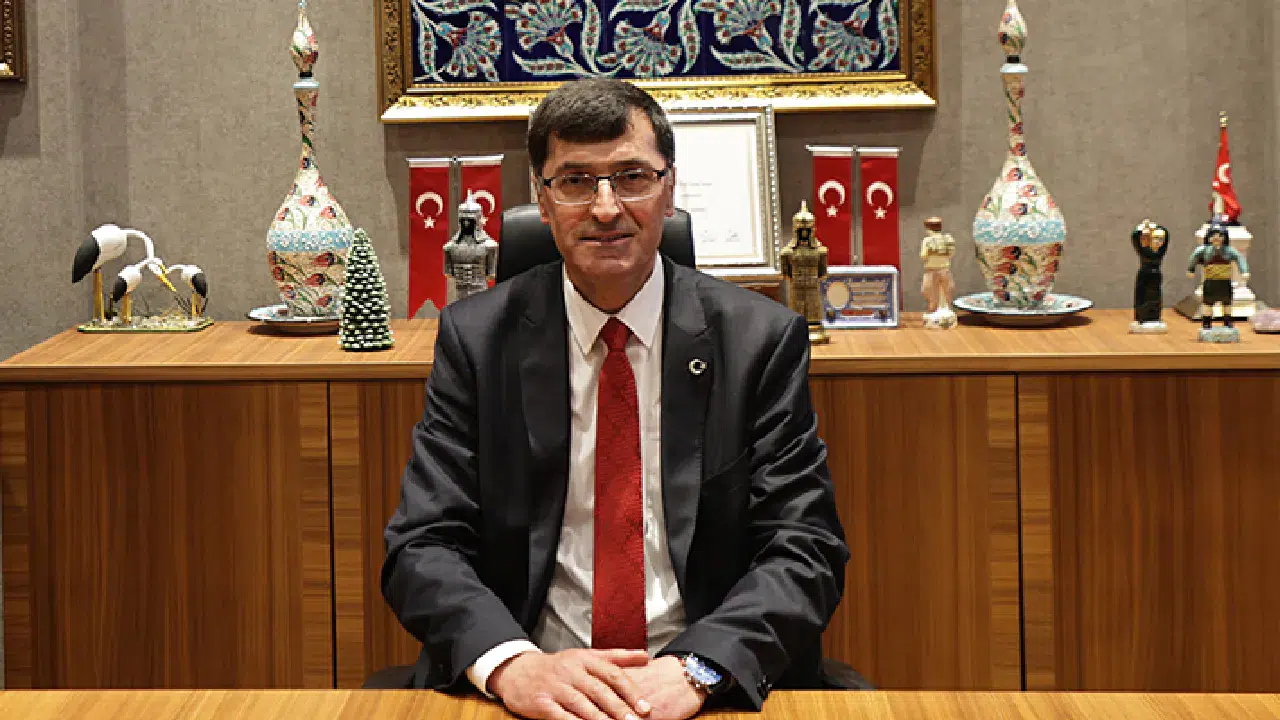 Eyüp Kahveci’den CHP-AK Parti transfer iddialarına yanıt: Görevimizin başındayız