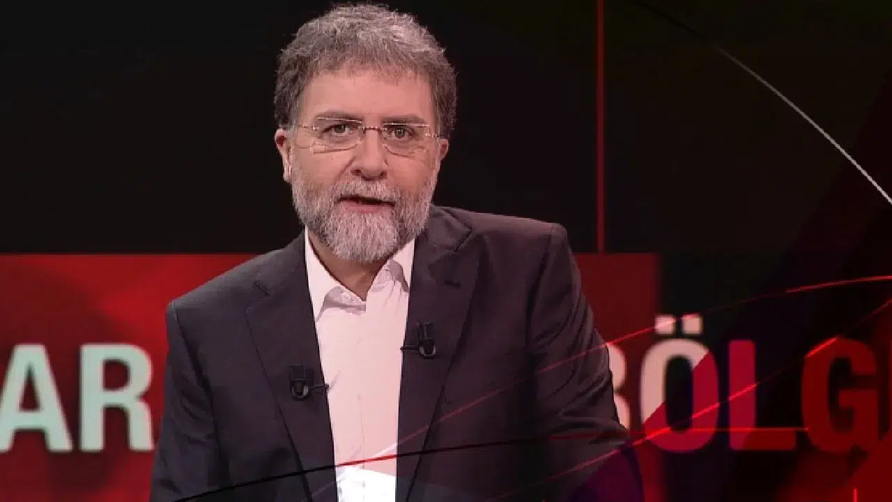 Ahmet Hakan’dan Diyanet’in “uygunsuz kıyafet” hutbesine gelen tepkilere yanıt: Nasıl bir hutbe arzuluyorsunuz