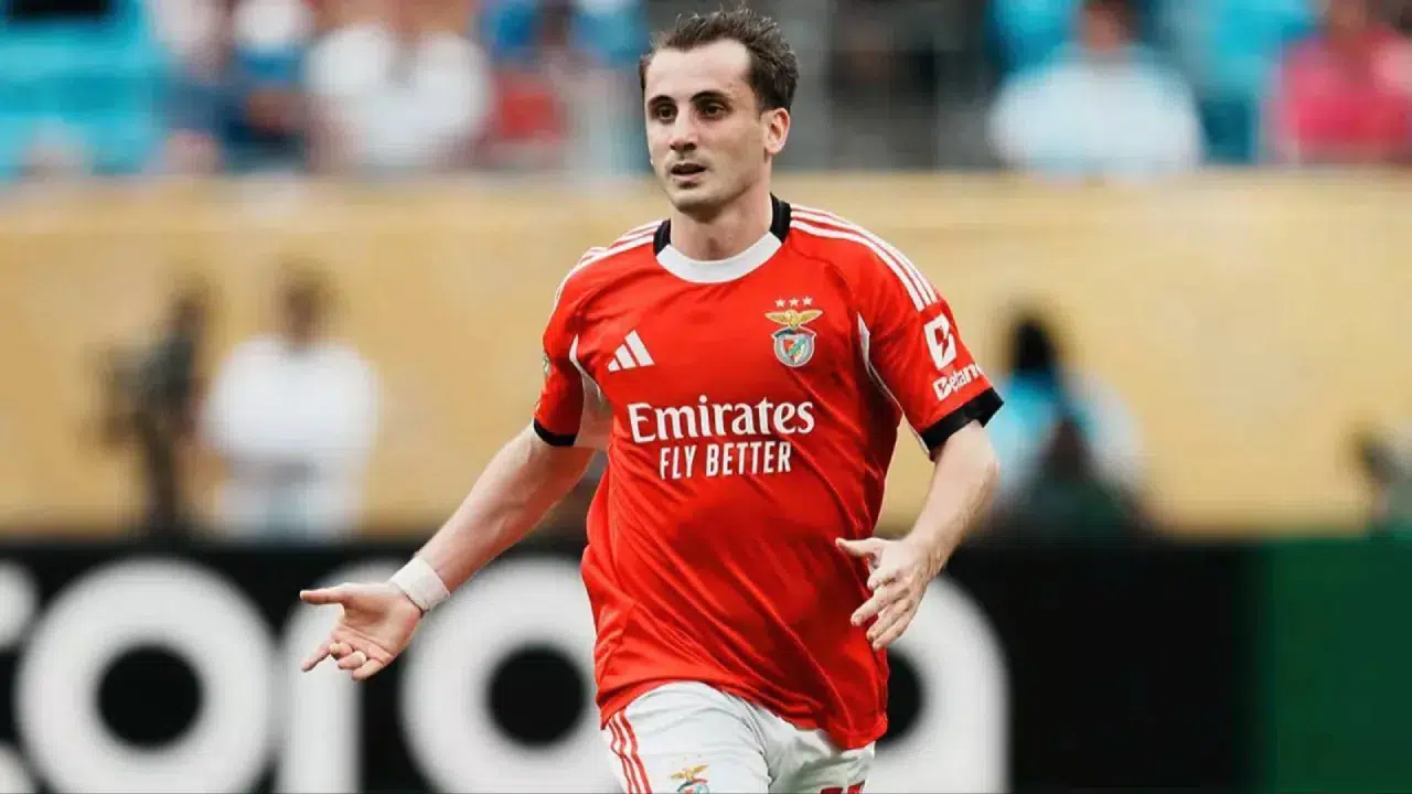 Kerem Aktürkoğlu'ndan Fenerbahçe’ye ‘Beni almadan dönmeyin!’ mesajı