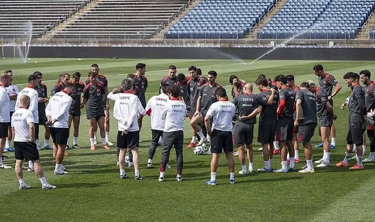 A Milli Takım, Gürcistan ve İspanya maçları için Riva’da toplanıyor