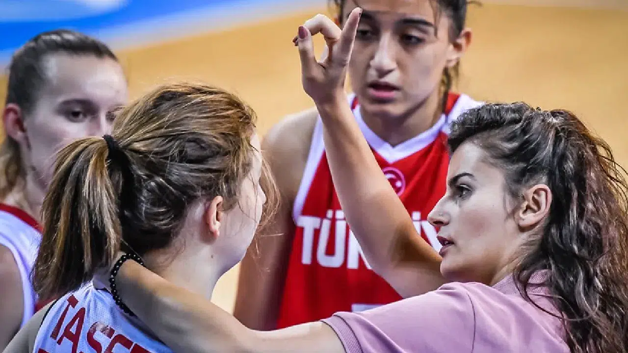 Milli takım eski doktoru Sedanur Bağdigen, Etiler’de kolunda serum takılı halde ölü bulundu