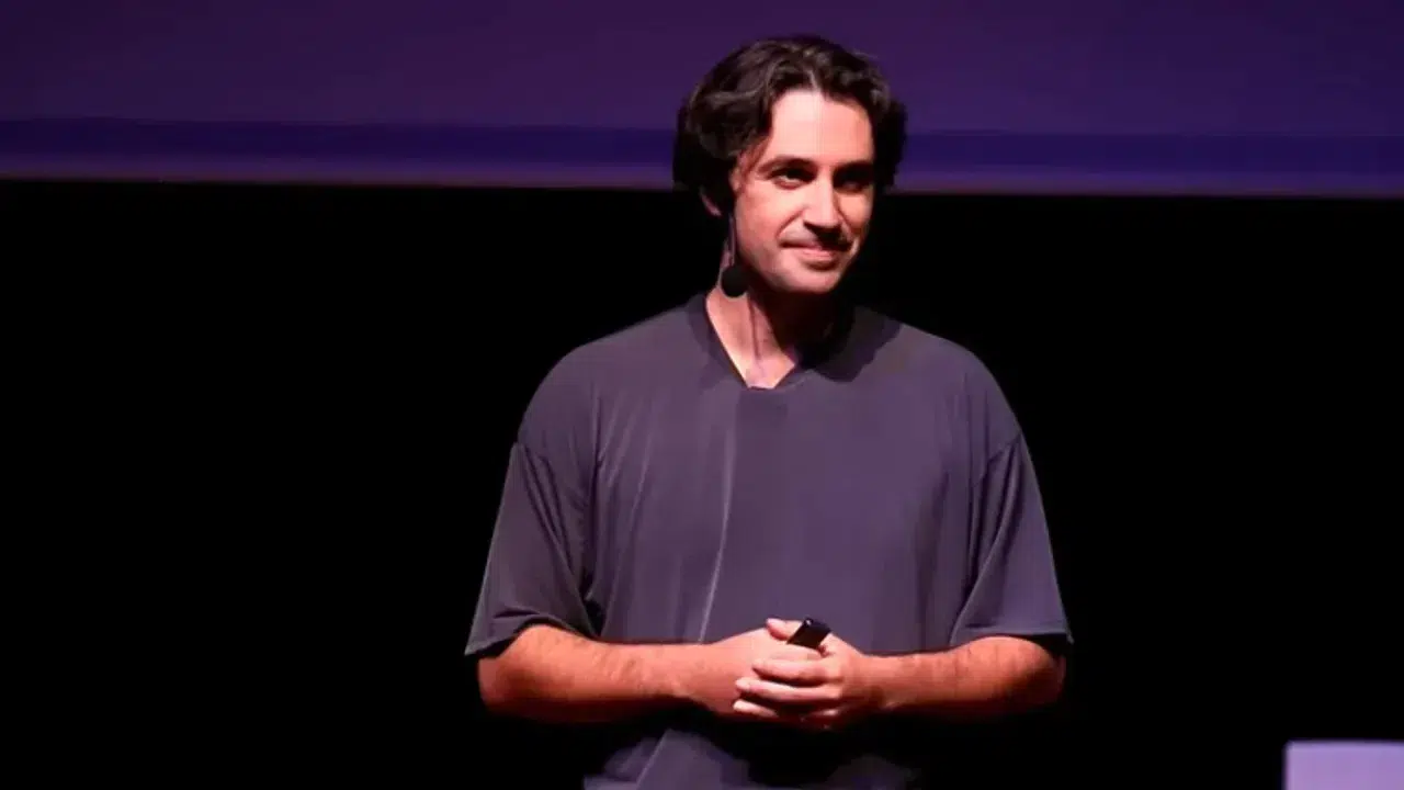 “400 sahte diploma” iddiasını gündeme getiren Prof. Dr. Özkara hakkında soruşturma