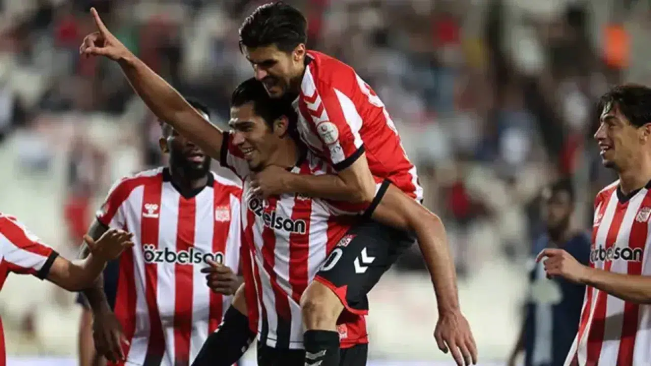Özbelsan Sivasspor 8 maçlık galibiyet hasretine son verdi
