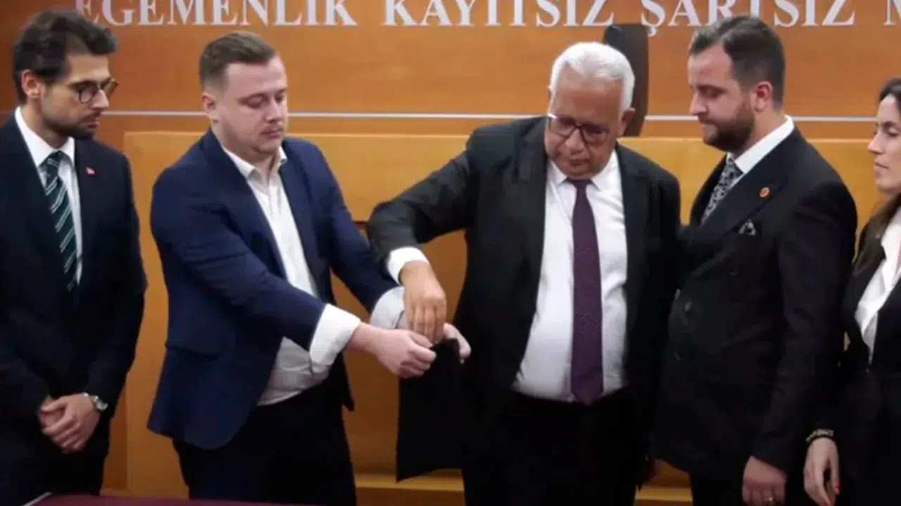 AK Parti'den Bayrampaşa Belediye Başkanvekili seçiminin iptali için dava