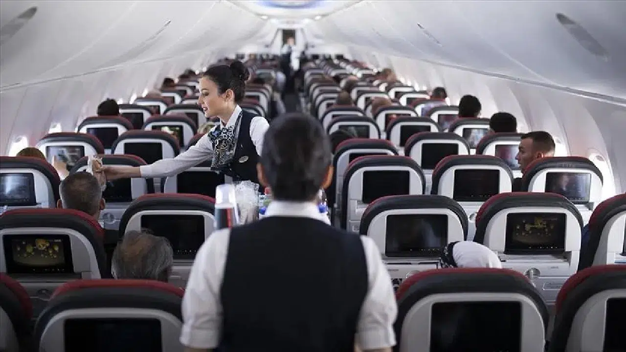 Artık uçaklarda o hizmet ücretsiz!