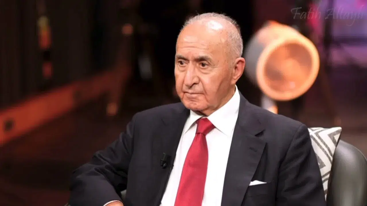 Hikmet Çetin: Kılıçdaroğlu'nun Özgür Özel'i davet etmesi "Sancılı süreci hep birlikte aşalım" demesi lazım