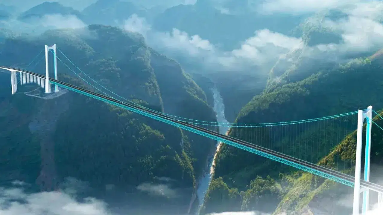 Çin, dünyanın en büyük köprüsünü açtı: Yüksekliği 625 metre, açıklığı 1.420 metre