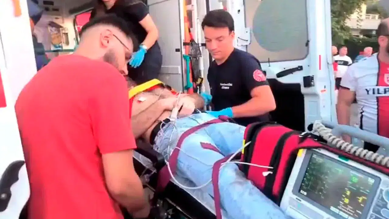 Restoranda silahlı saldırıya uğrayan Samsunspor taraftarı yaşamını yitirdi, işletme sahibi ise tutuklandı