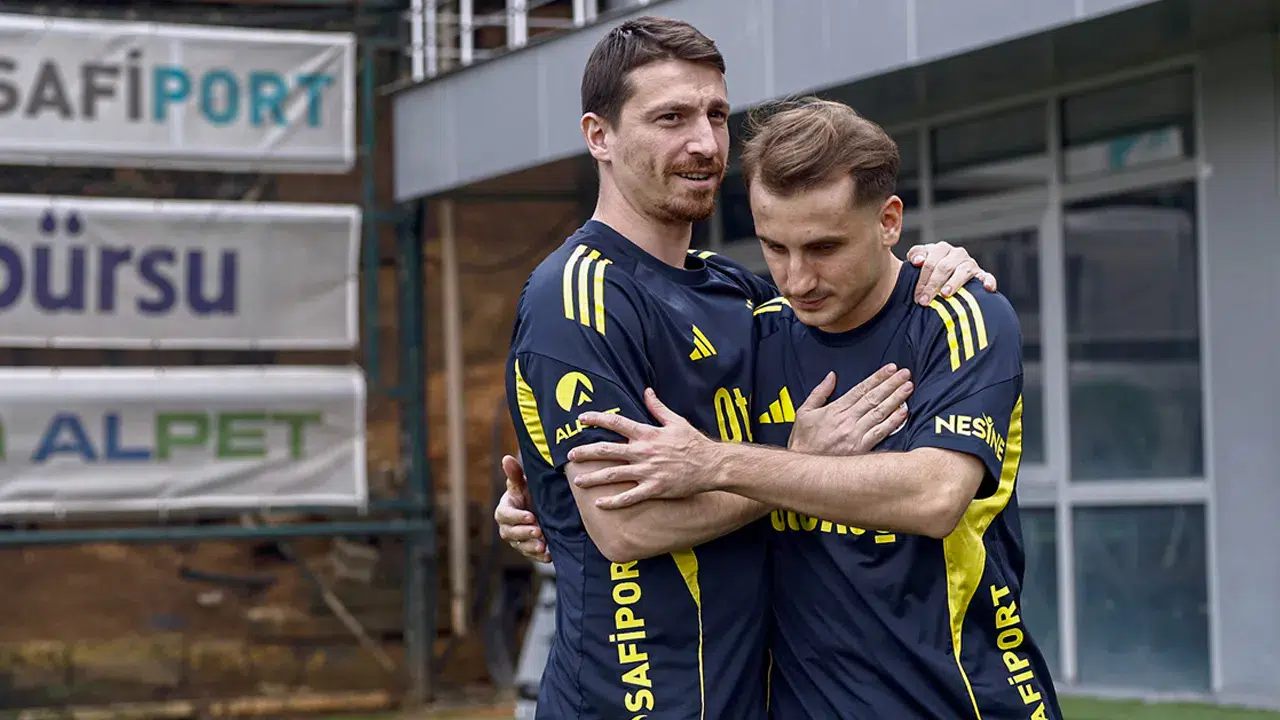 Mert Hakan ve Kerem Aktürkoğlu idmanda bir araya geldi: İlk sözleri ne oldu?