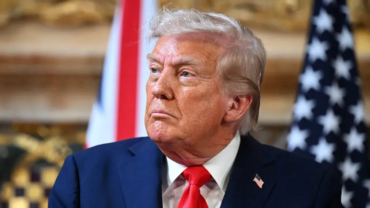 Trump’tan uluslararası sularda tekneye saldırı talimatı