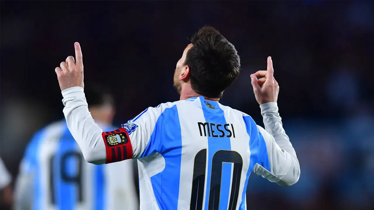 Messi’den Monumental’de unutulmaz veda: Arjantin formasıyla son maçını oynadı