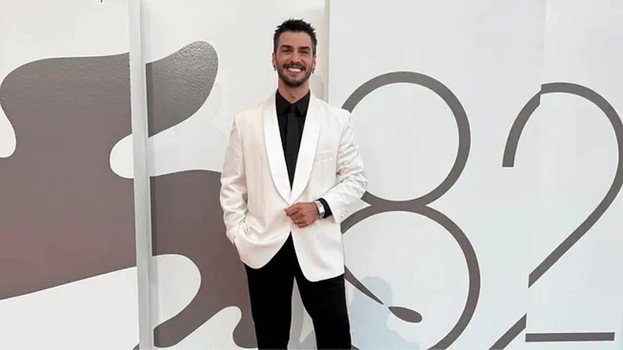 Venedik Film Festivali’nde Aras Aydın'a prestijli ödül