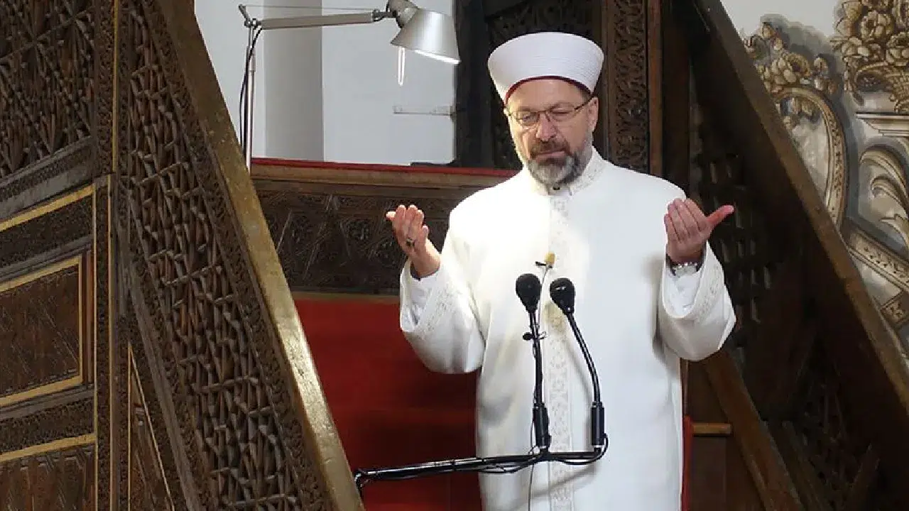 Kadın Platformu’ndan Diyanet’e tepki: Hutbelerde kadın haklarına müdahale son bulsun