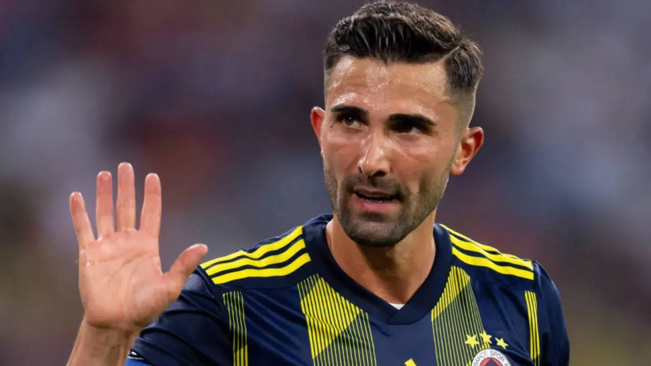 Amed Sportif Faaliyetler, Hasan Ali Kaldırım ile anlaştı