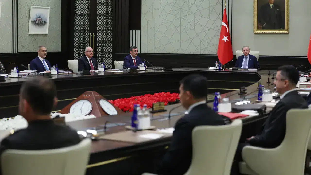 MGK toplantısı sonrası 8 maddelik bildiri: Terörle mücadele ve bölgesel gelişmeler masada