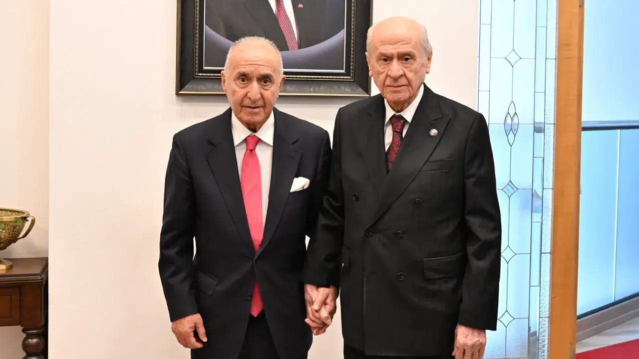 Hikmet Çetin’den Bahçeli görüşmesi açıklaması: “Türkiye hukuk dışına çıktı”