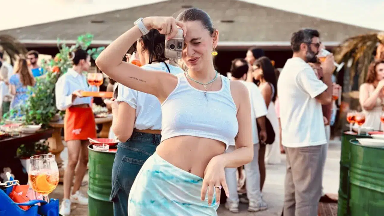 Kızılcık Şerbeti'nin senaristi Merve Göntem adli kontrol şartıyla serbest!