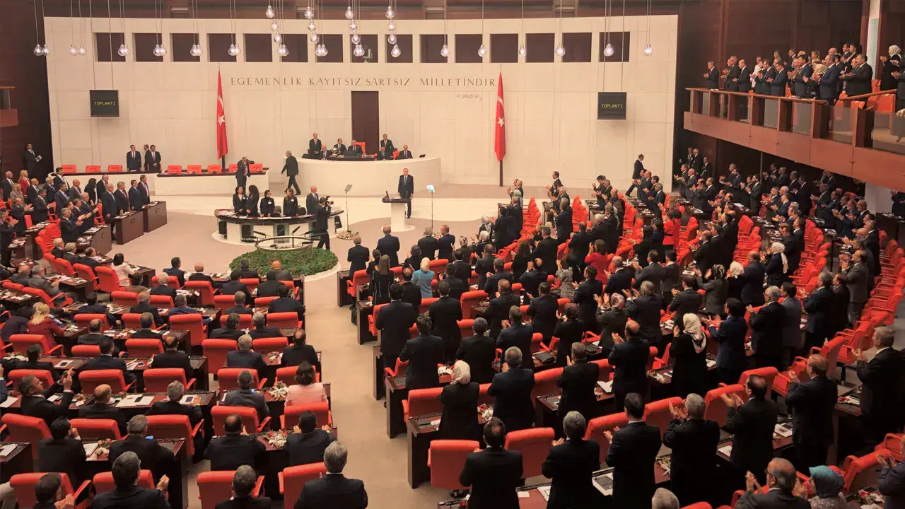 Yeni anayasa çalışmaları hız kazandı