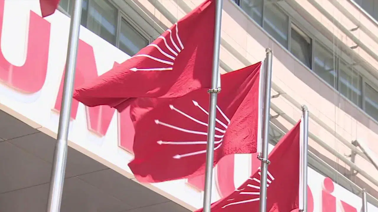 Mahkeme kararı sonrası CHP Ataşehir kongresi iptal edildi