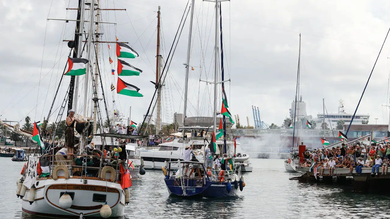 İtalya, Sumud filosuna destek için donanma gemisi gönderdi