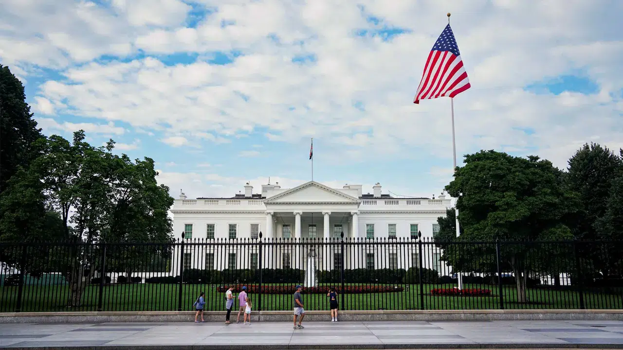 ABD, federal kurumlarına 'kapanma planı hazırlayın' talimatı verdi