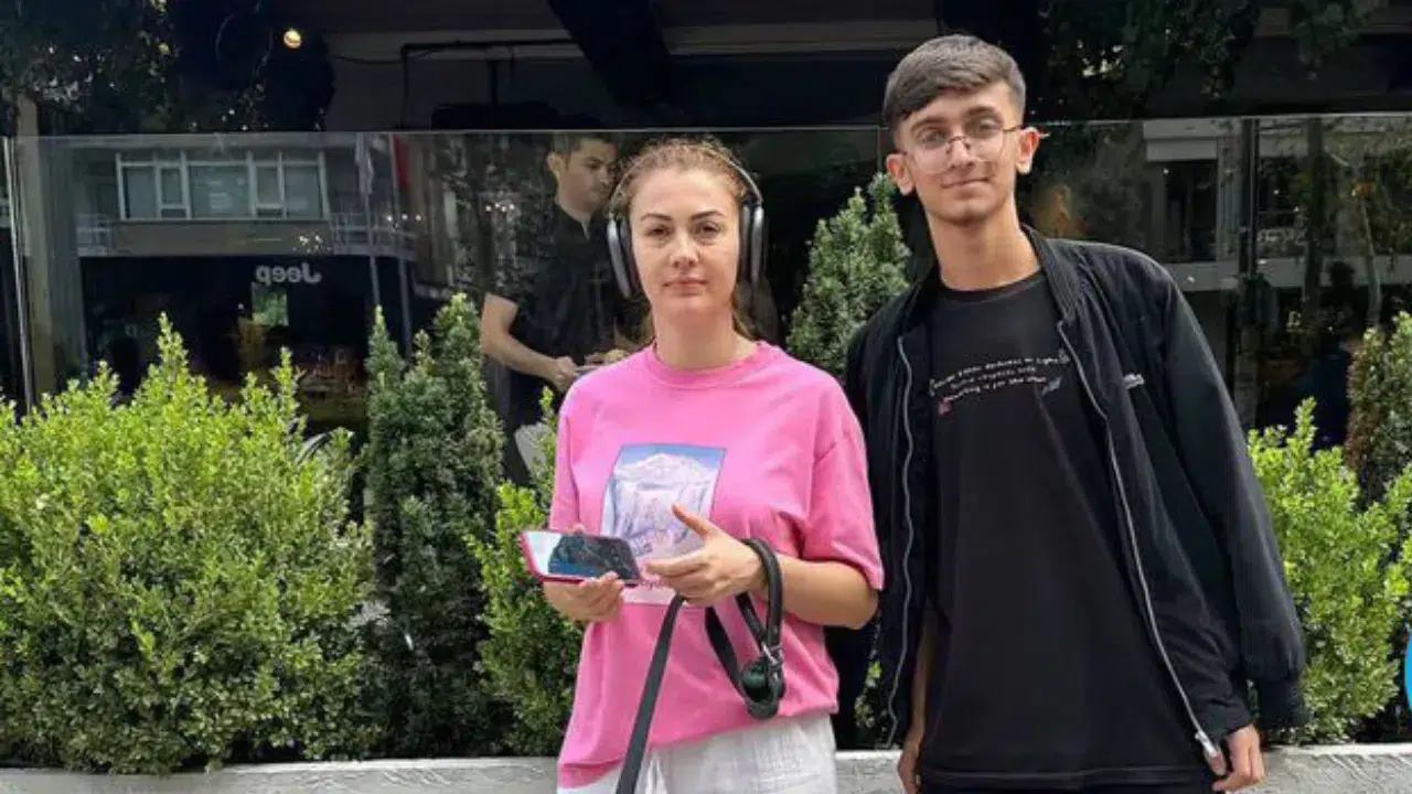 Burcu Özberk'ten hayranının paylaşımı hakkında açıklama: İnsan üzülüyor