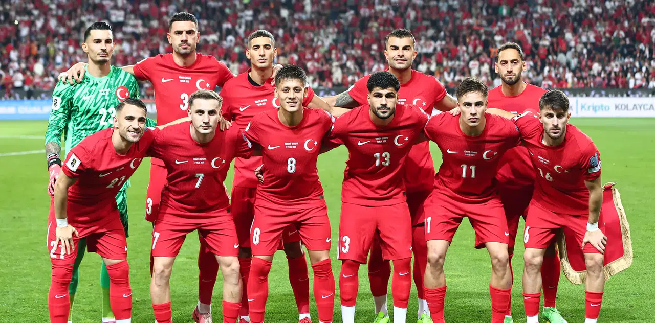 İspanya maçı sonrası Milli Takım’da kriz: Futbolcular birbirini takipten çıktı