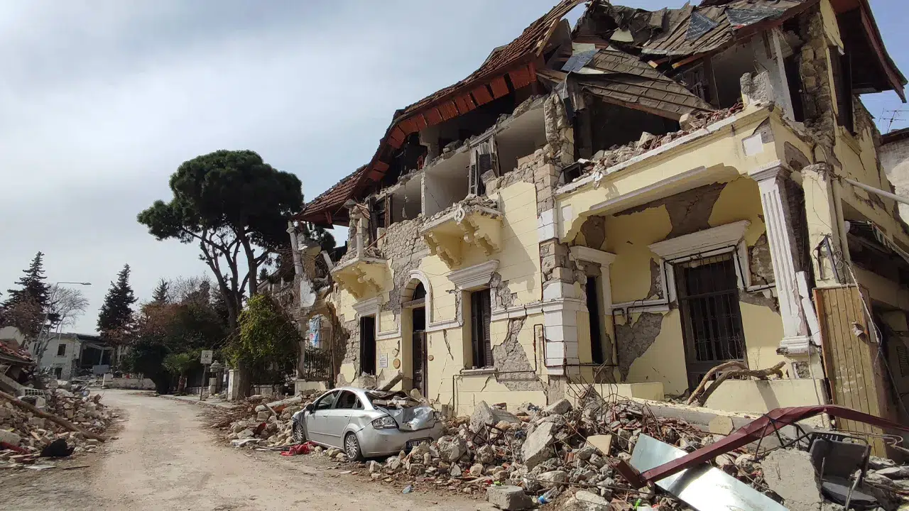 Afet Bakanlığı kuruluyor: İtfaiyeler de bakanlığa bağlanacak