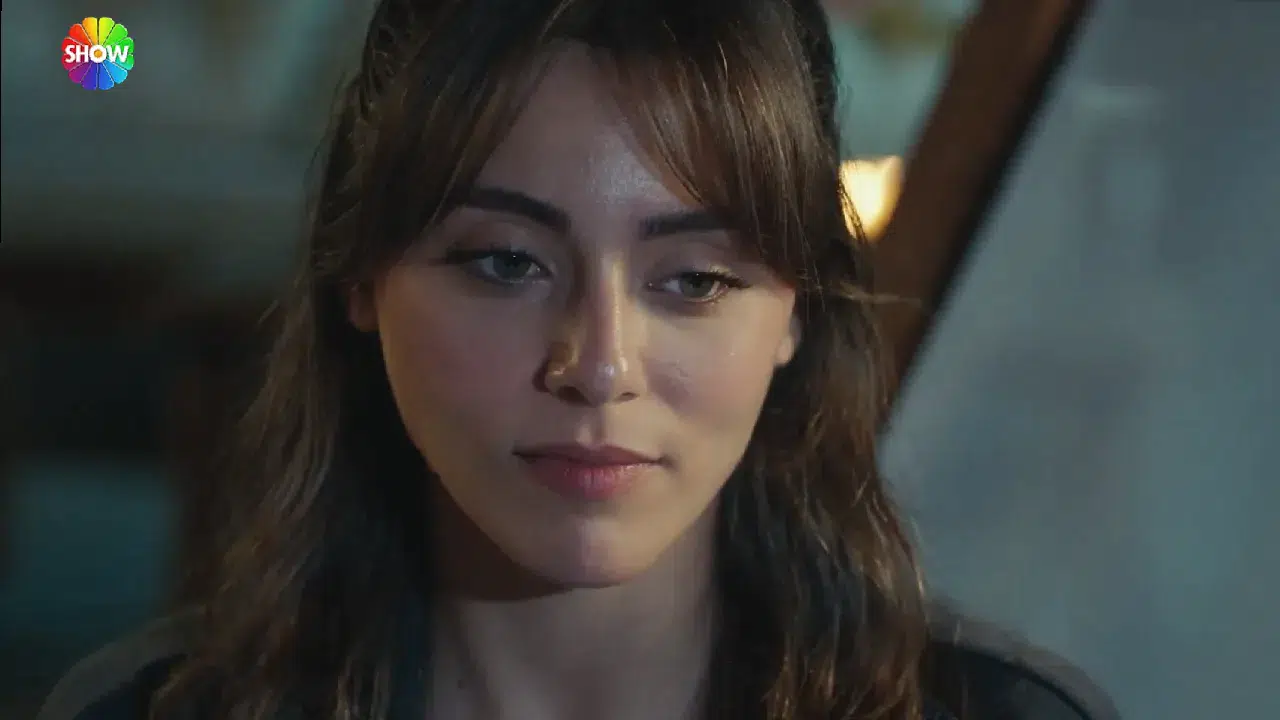 Kızılcık Şerbeti’nde Doğa ve Firaz’ın sahnesi yeniden ekrana geldi