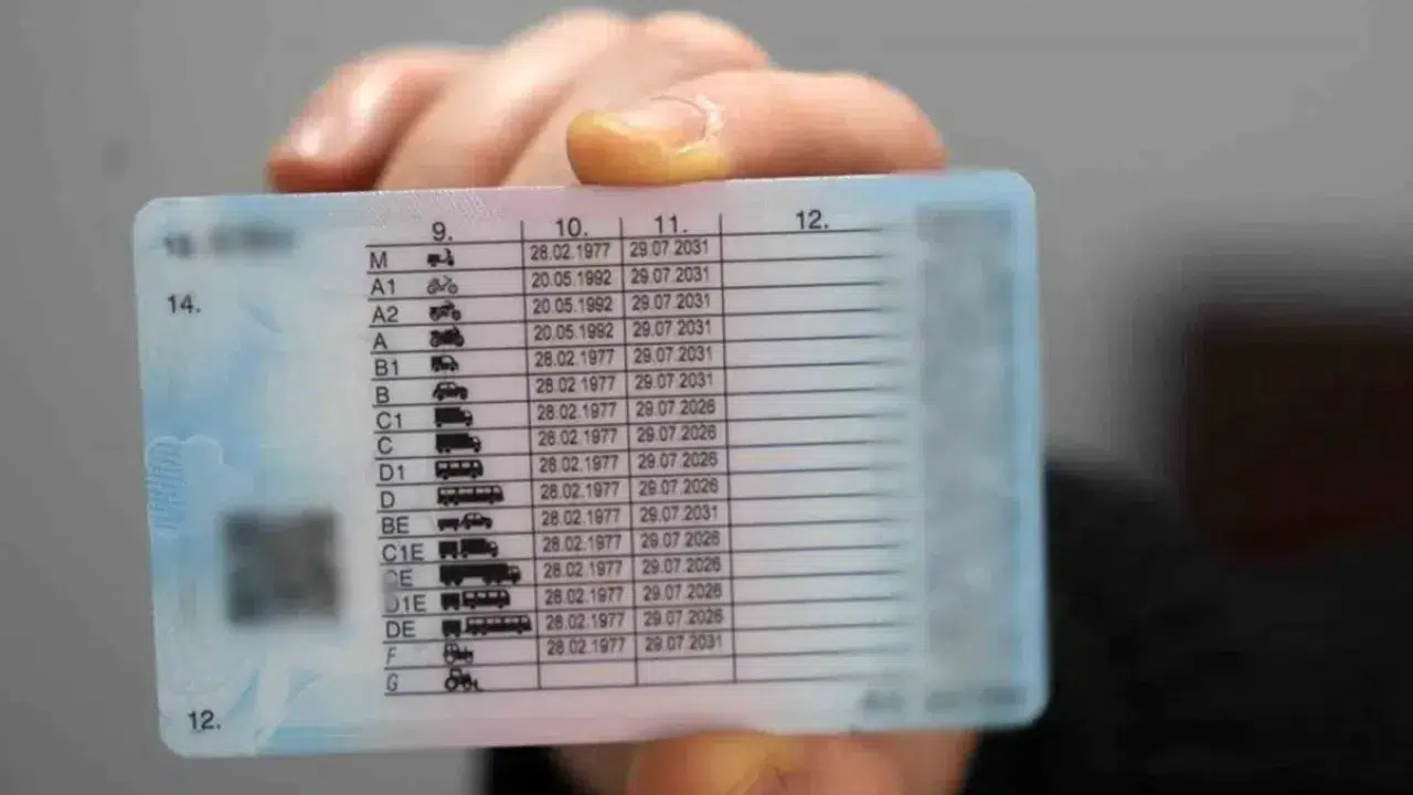 Eski tip sürücü belgeleri için son tarih belli oldu