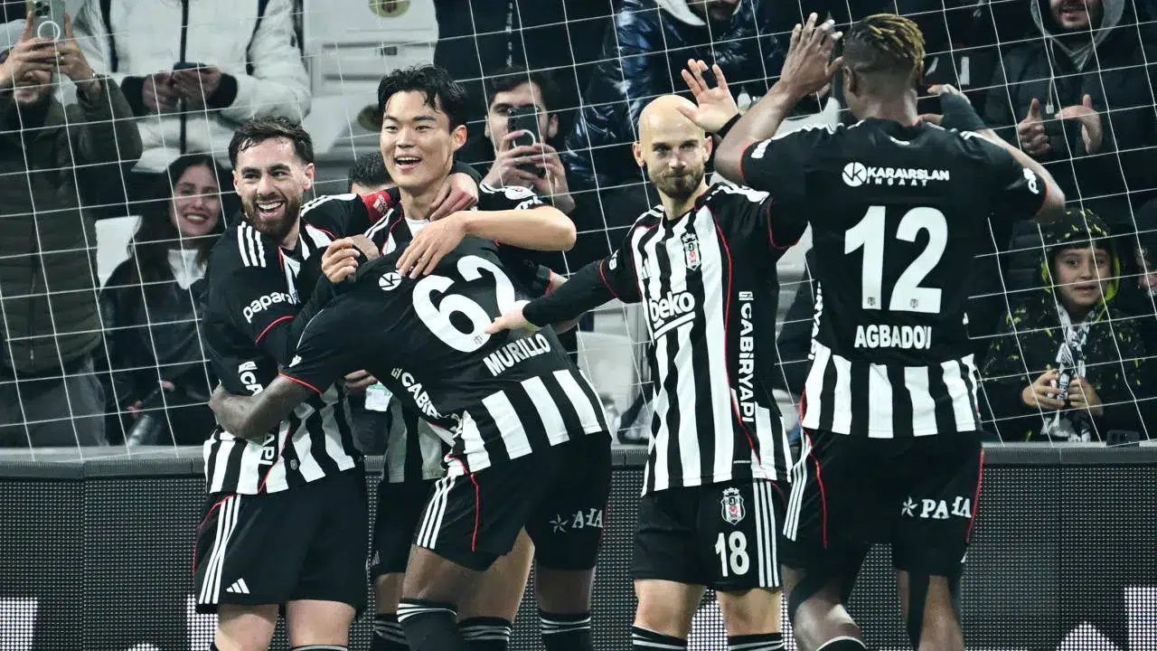 Beşiktaş Göztepe’yi farklı geçti: Tüpraş Stadyumu’nda dört gollü şov