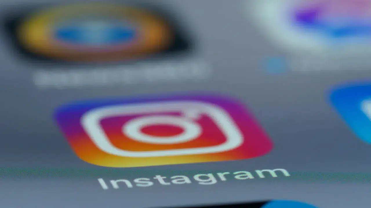 Instagram’dan kritik güvenlik hamlesi: Kendine zarar aramalarında ebeveyne bildirim gidecek