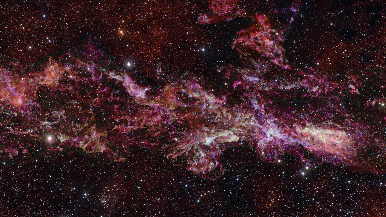 Samanyolu'nun kalbine dev yolculuk: Şimdiye kadar çekilen en büyük görüntü