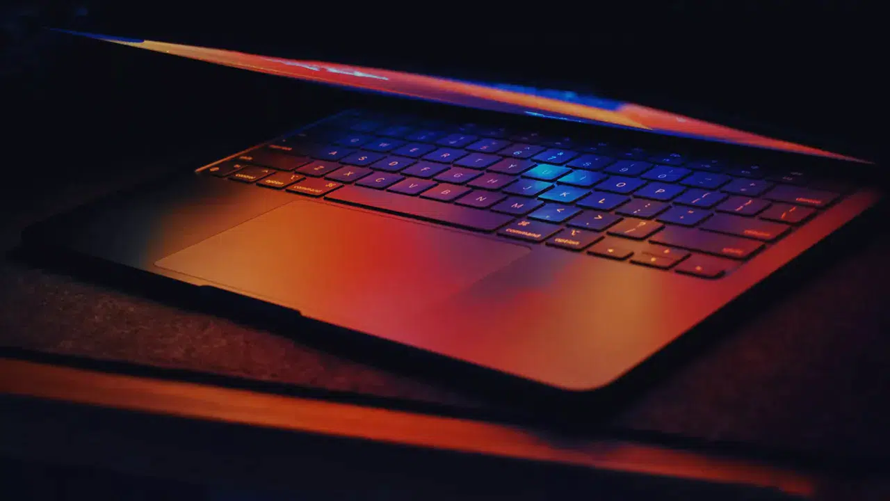 Apple'dan tarihi değişim: Dokunmatik ekranlı ve Dynamic Island özellikli yeni MacBook Pro geliyor