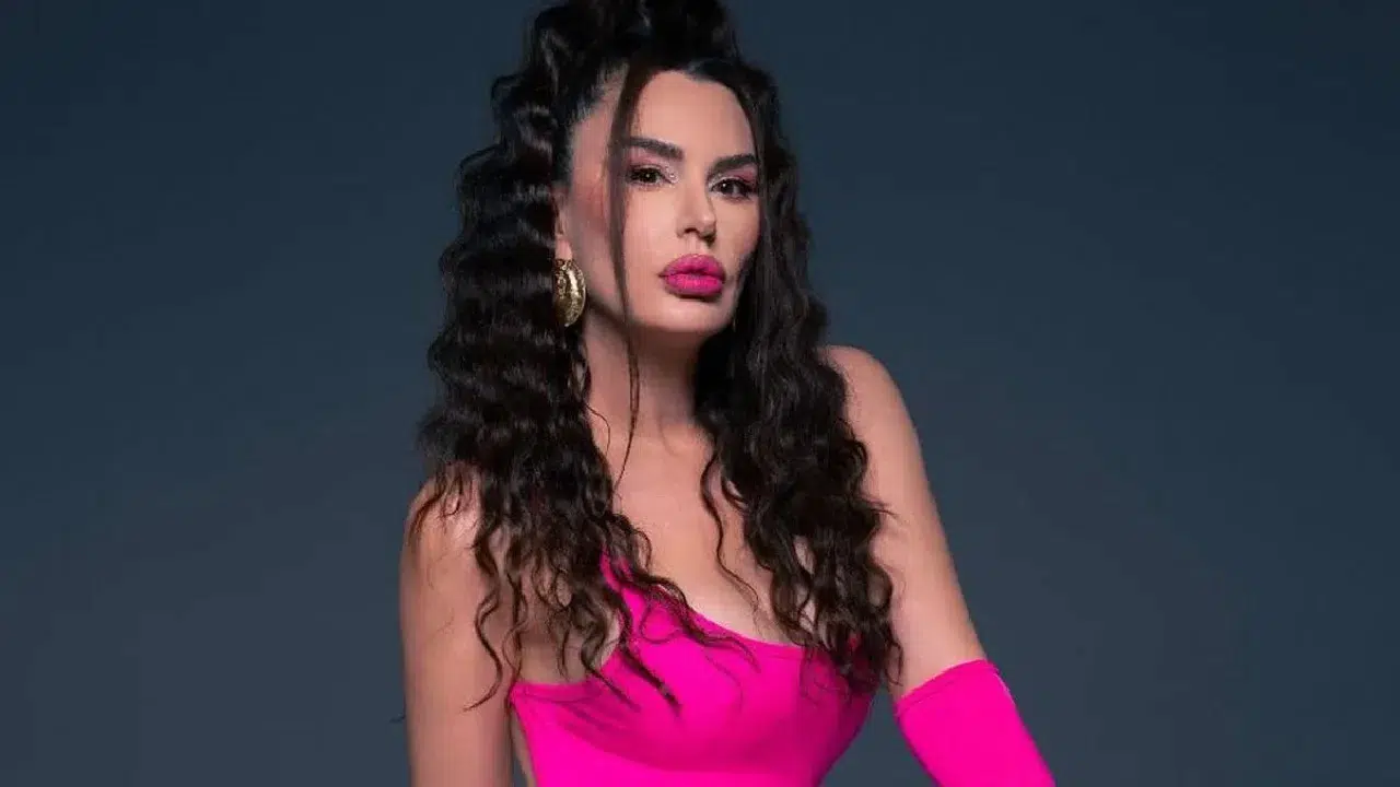 Aysu Baceoğlu’ndan Cem Yılmaz itirafı: “10 kişilik bilet istedim, bir daha aramadı”