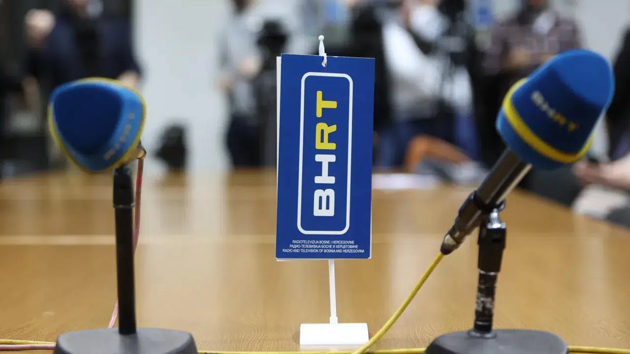 Bosna Hersek devlet televizyonu BHRT'de tarihi kriz: Ekranlar karardı