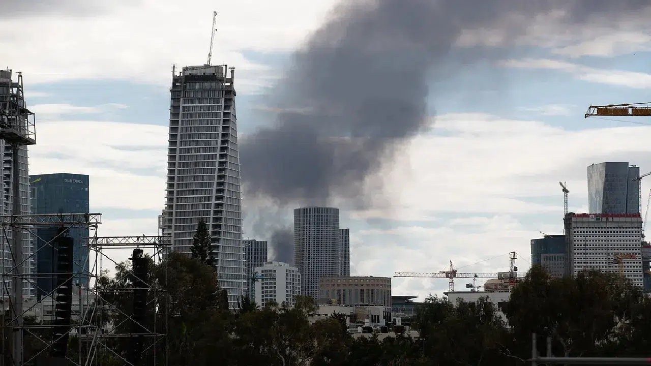 İran’dan ilk misilleme dalgası: İsrail ve ABD üsleri füze ve İHA’larla hedef alındı