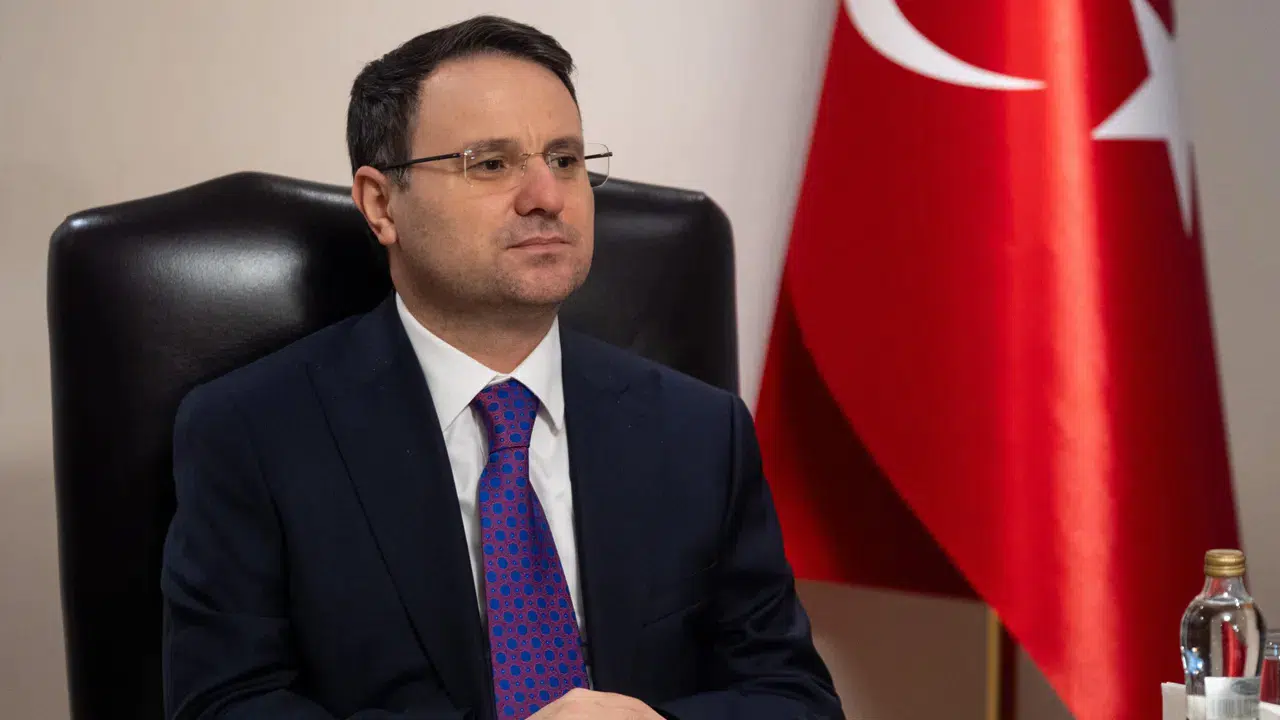 Akın Gürlek duyurdu: Tapu işlemlerinde avukat zorunluluğu dönemi başlıyor