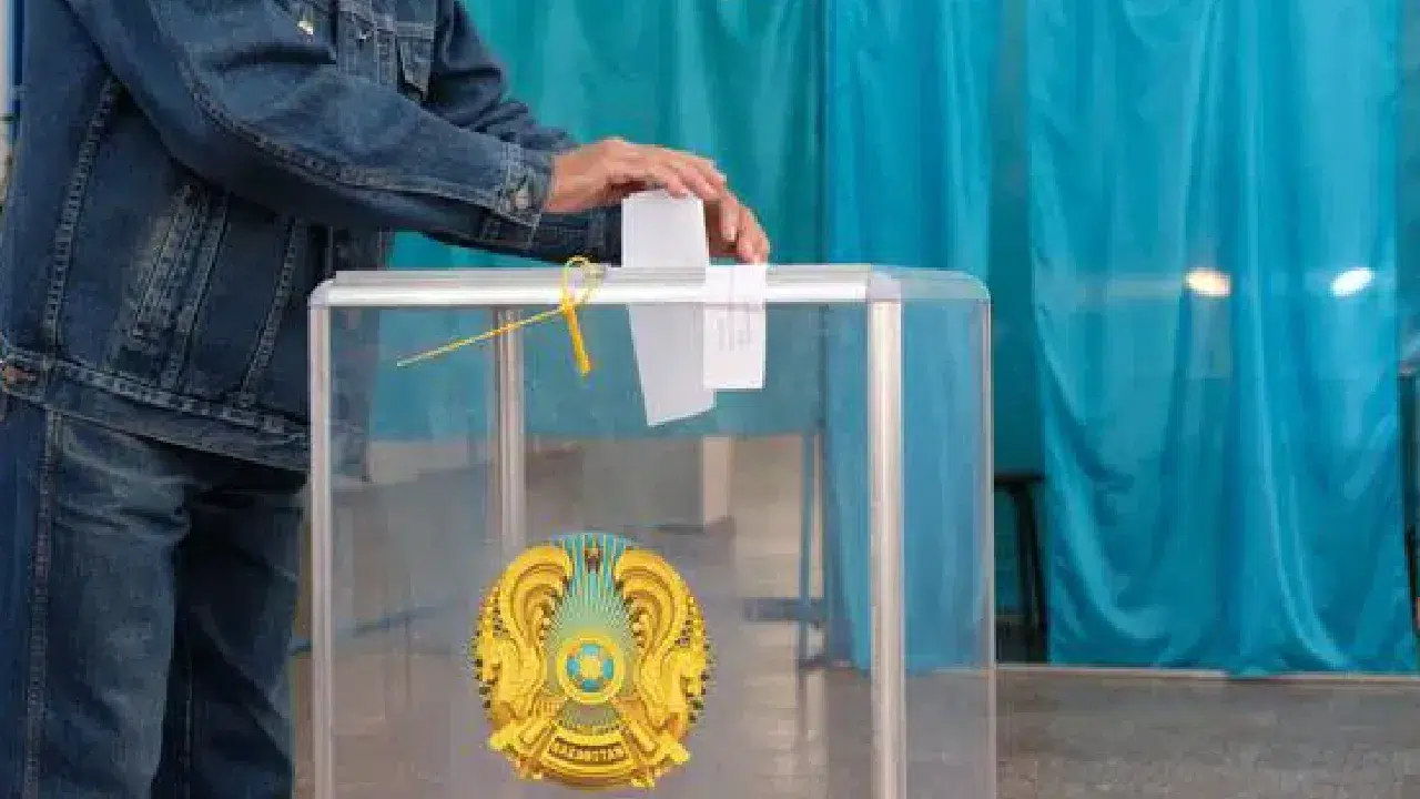 Kazakistan’da tarihi gün: Halk yeni anayasa için sandık başında