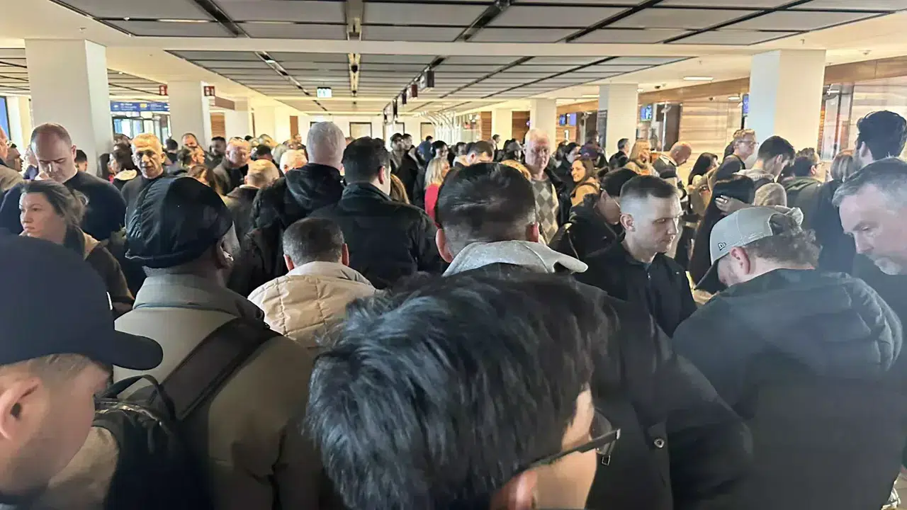 Türk turizmcilere Berlin kapısında saatlerce bekletilme şoku