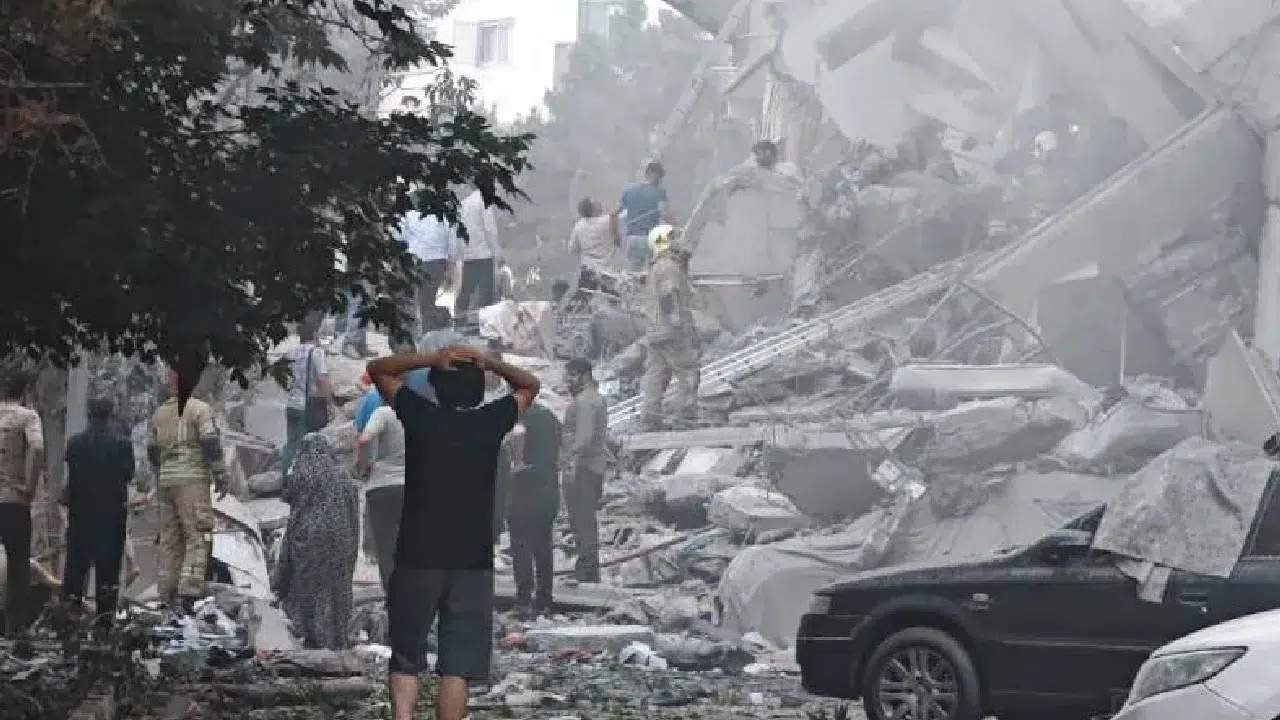 İran Sağlık Bakanı, ABD ve İsrail saldırılarında hayatını kaybeden çocuk sayısı açıkladı