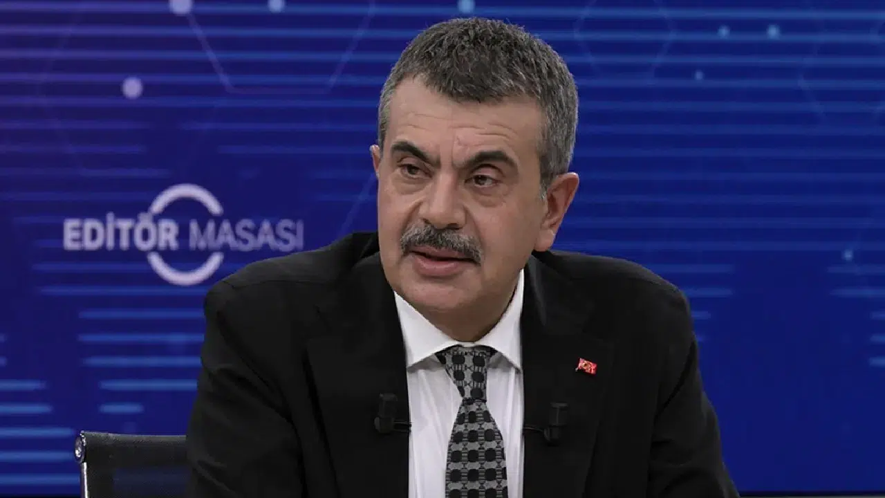 Bakan Tekin'den ara tatil açıklaması: Kaldırılacak mı?