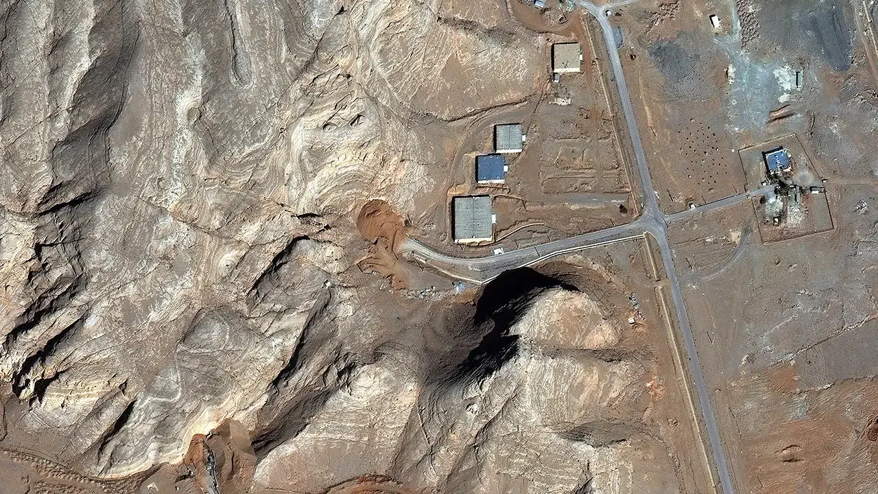 İsrail ordusu, İran'ın Taleghan nükleer geliştirme tesisini vurdu